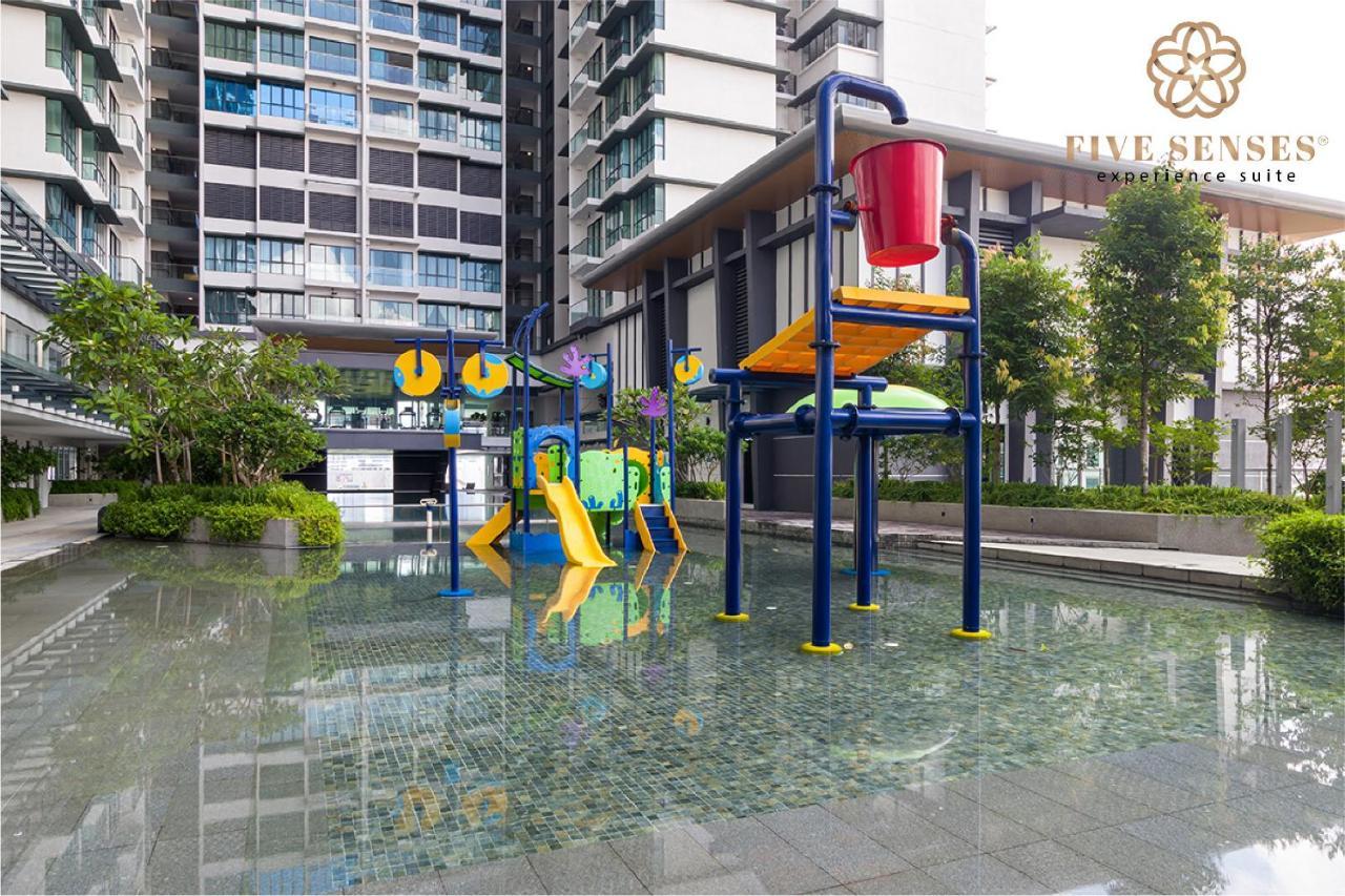 Lavile Residences By Five Senses *